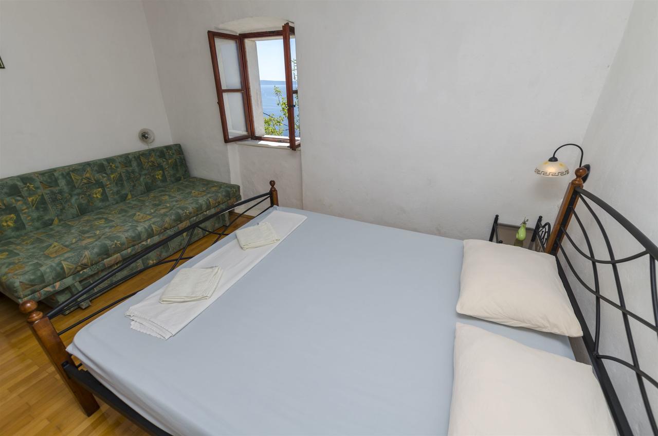 Apartment Boris Gornja Brela Екстер'єр фото