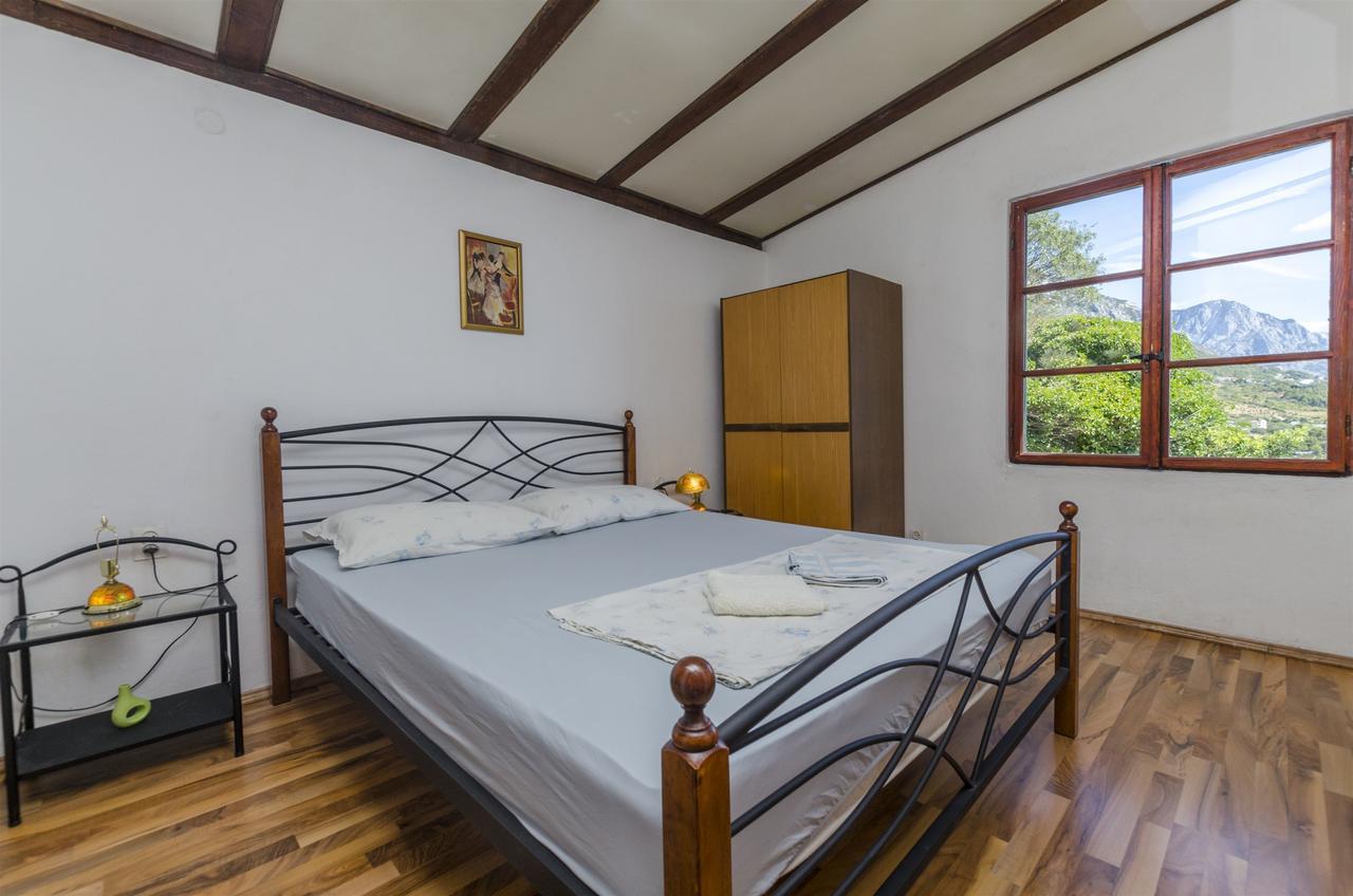Apartment Boris Gornja Brela Екстер'єр фото