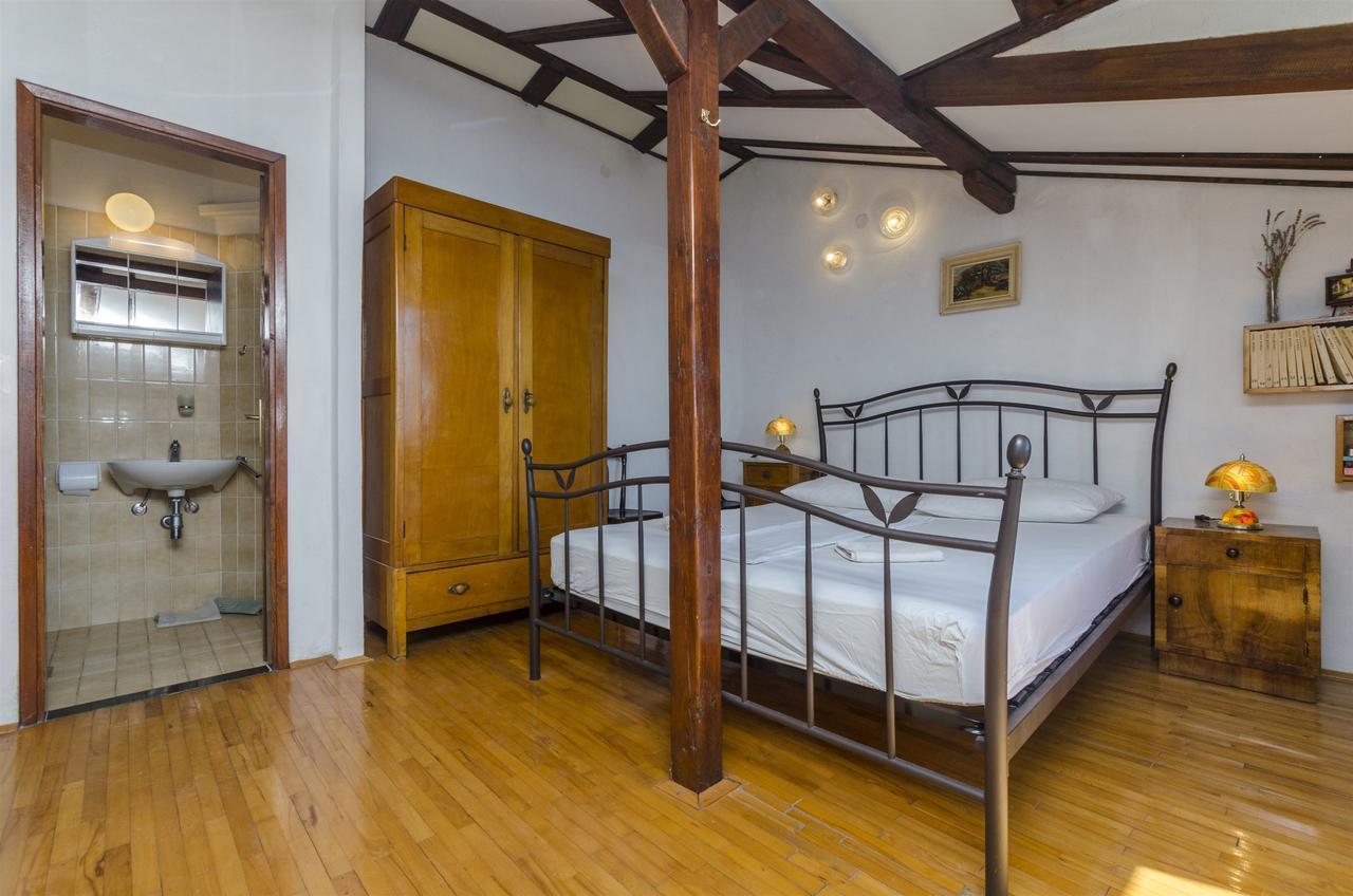 Apartment Boris Gornja Brela Екстер'єр фото